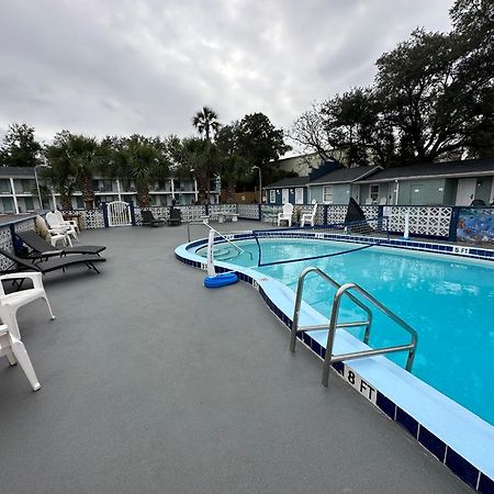 Gulf Coast Inn ガルフブリーズ エクステリア 写真