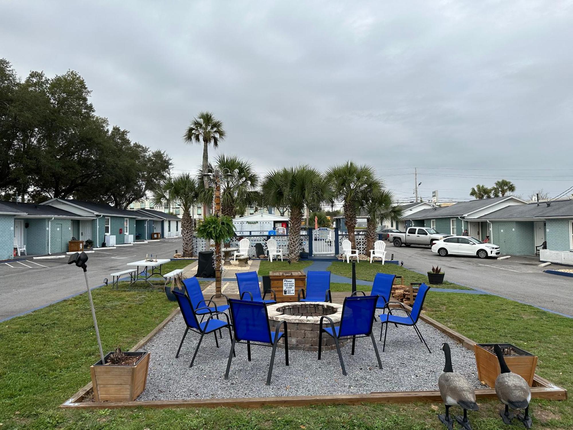 Gulf Coast Inn ガルフブリーズ エクステリア 写真